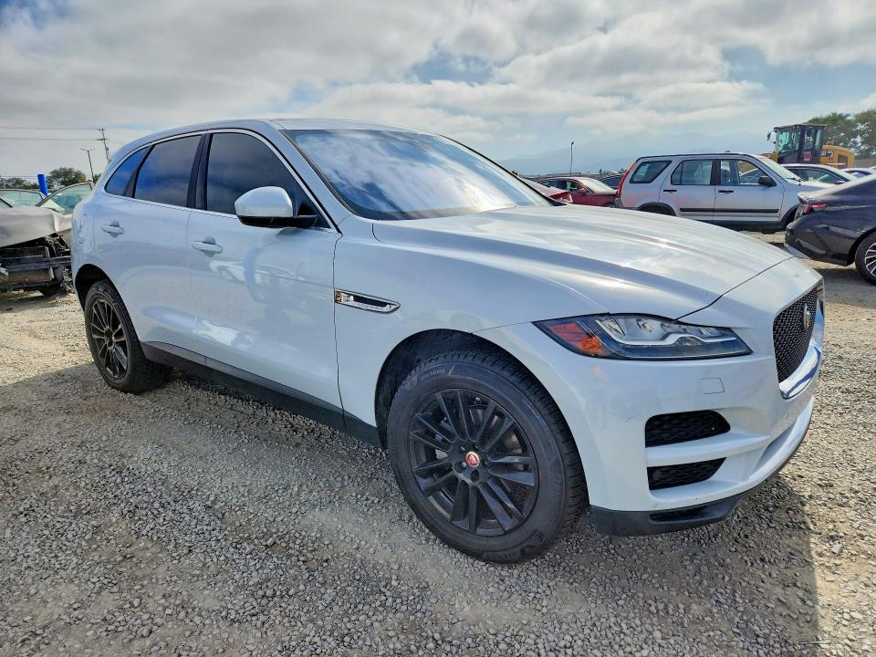 2018 Jaguar F-pace მანქანა იყიდება აუქციონზე, vin: SADCK2FN0JA274109, აუქციონის ნომერი: 57771006