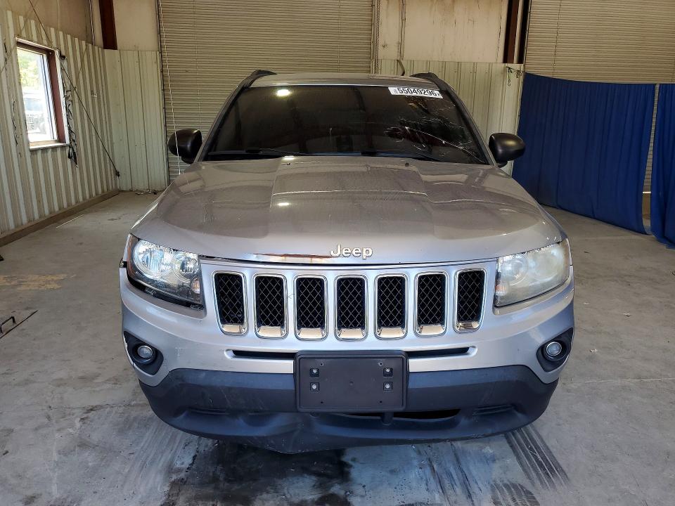 2016 Jeep Compass მანქანა იყიდება აუქციონზე, vin: 1C4NJDBB8GD709416, აუქციონის ნომერი: 55049296