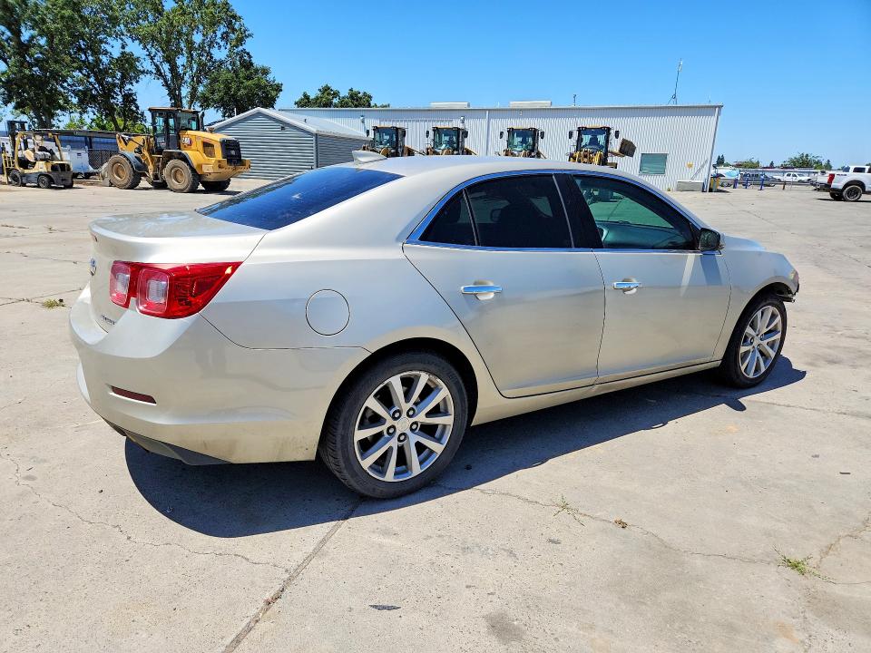 56105686 :رقم المزاد ، 1G11E5SA3GF102157 vin ، 2016 Chevrolet Malibu Limited مزاد بيع