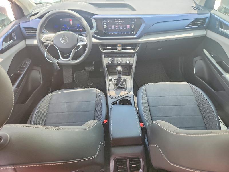 56813136 :رقم المزاد ، 3VVTX7B25NM063844 vin ، 2022 Volkswagen Taos مزاد بيع