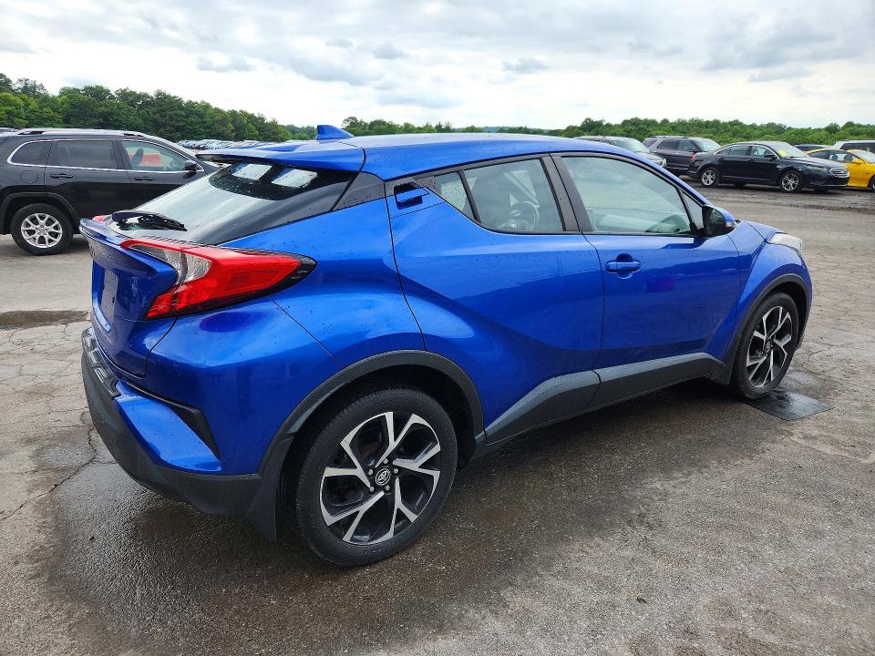 56473846 :رقم المزاد ، NMTKHMBXXJR053756 vin ، 2018 Toyota C-hr مزاد بيع