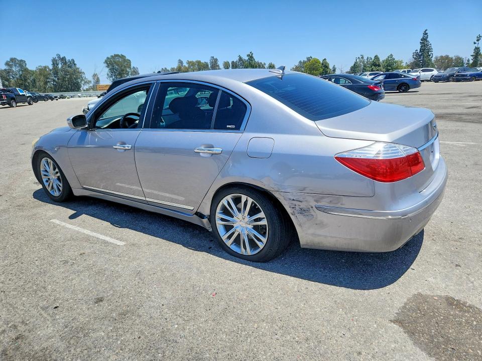 2011 Hyundai Genesis მანქანა იყიდება აუქციონზე, vin: KMHGC4DF2BU129795, აუქციონის ნომერი: 55606896