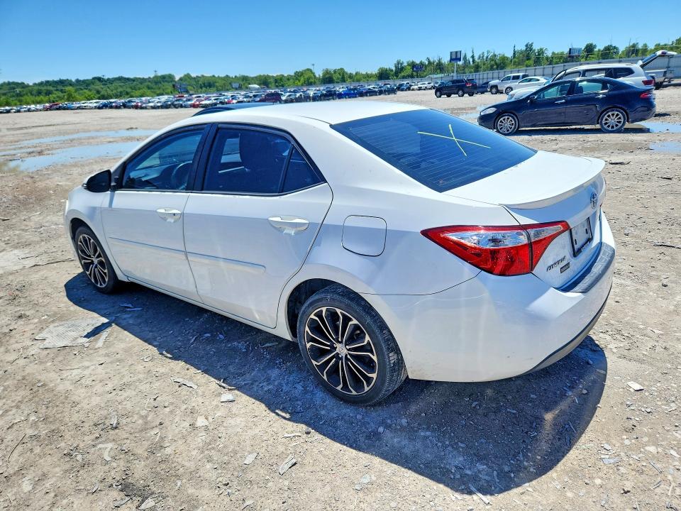 57191476 :رقم المزاد ، 5YFBURHE2FP207702 vin ، 2015 Toyota Corolla مزاد بيع