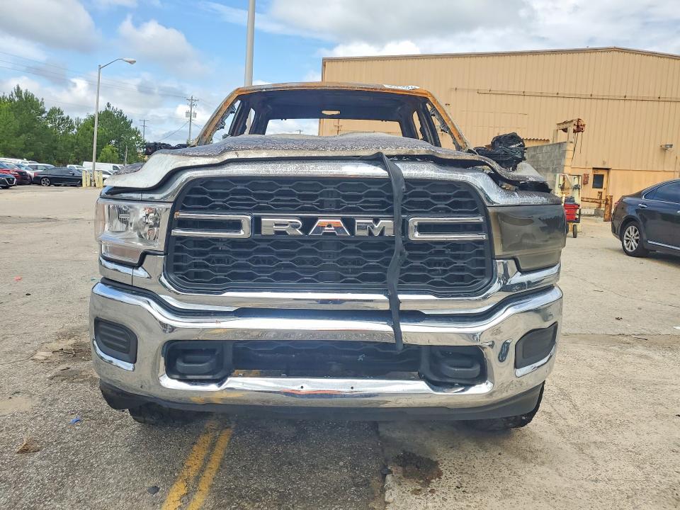 55215246 :رقم المزاد ، 3C6UR5CJ3RG152041 vin ، 2024 Ram 2500 مزاد بيع