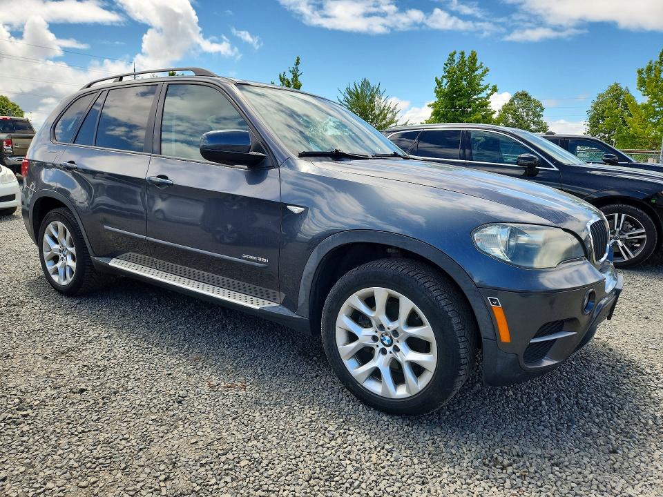56437646 :رقم المزاد ، 5UXZV4C56BL414701 vin ، 2011 Bmw X5 مزاد بيع