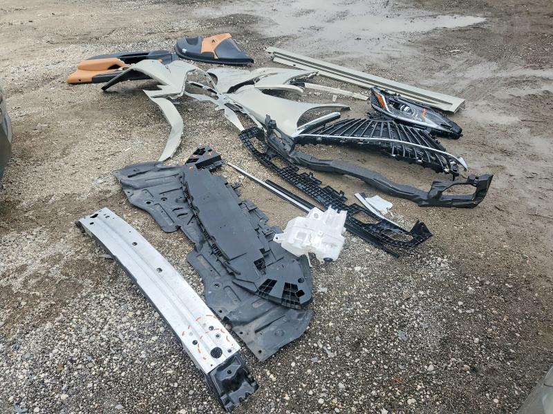 55908876 :رقم المزاد ، 58ADZ1B16SU216390 vin ، 2025 Lexus Es 350 مزاد بيع