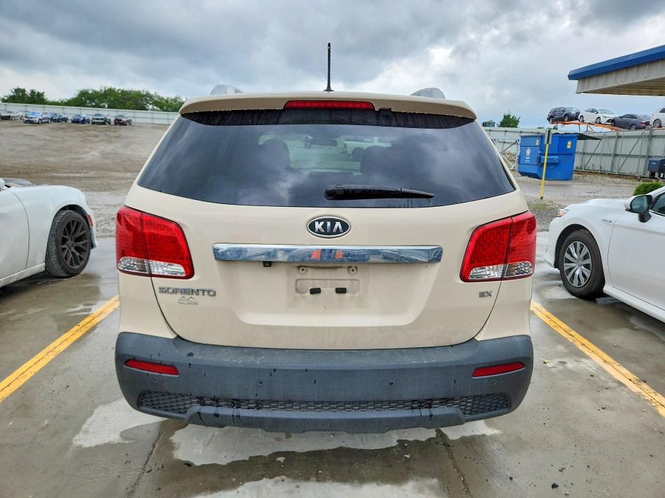 57778536 :رقم المزاد ، 5XYKU3A66CG208786 vin ، 2012 Kia Sorento مزاد بيع
