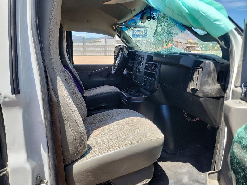 57528326 :رقم المزاد ، 1GCWGAFF5H1347417 vin ، 2017 Chevrolet Express G2500 مزاد بيع