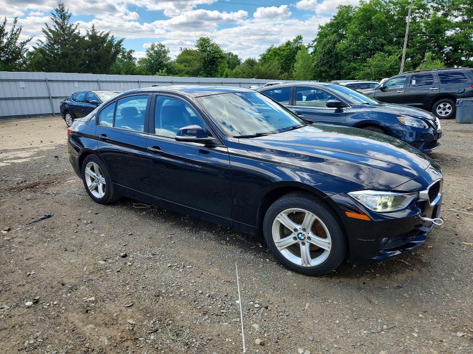 56350116 :رقم المزاد ، WBA3B3G50DNP38526 vin ، 2013 Bmw 328 مزاد بيع