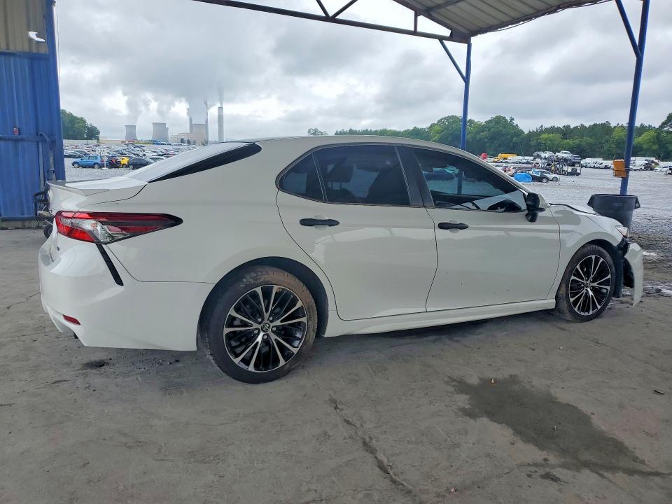 Продаж на аукціоні авто 2018 Toyota Camry, vin: JTNB11HK7J3032134, номер лоту: 56616636