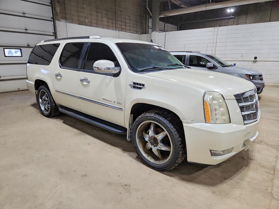 58246466 :رقم المزاد ، 1GYS4KEF3ER165091 vin ، 2014 Cadillac Escalade مزاد بيع