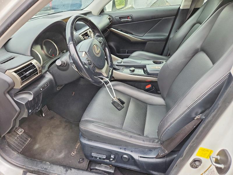 46751066 :رقم المزاد ، JTHCM1D20G5014138 vin ، 2016 Lexus Is 300 مزاد بيع