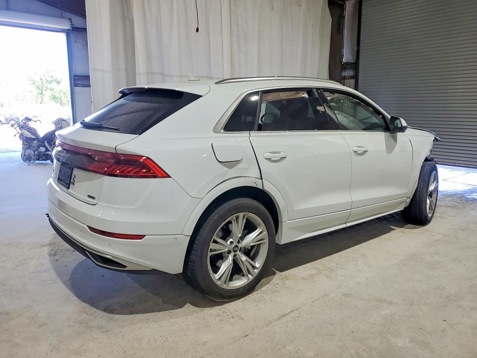 Продаж на аукціоні авто 2021 Audi Q8, vin: WA1BVAF16MD010377, номер лоту: 55844116