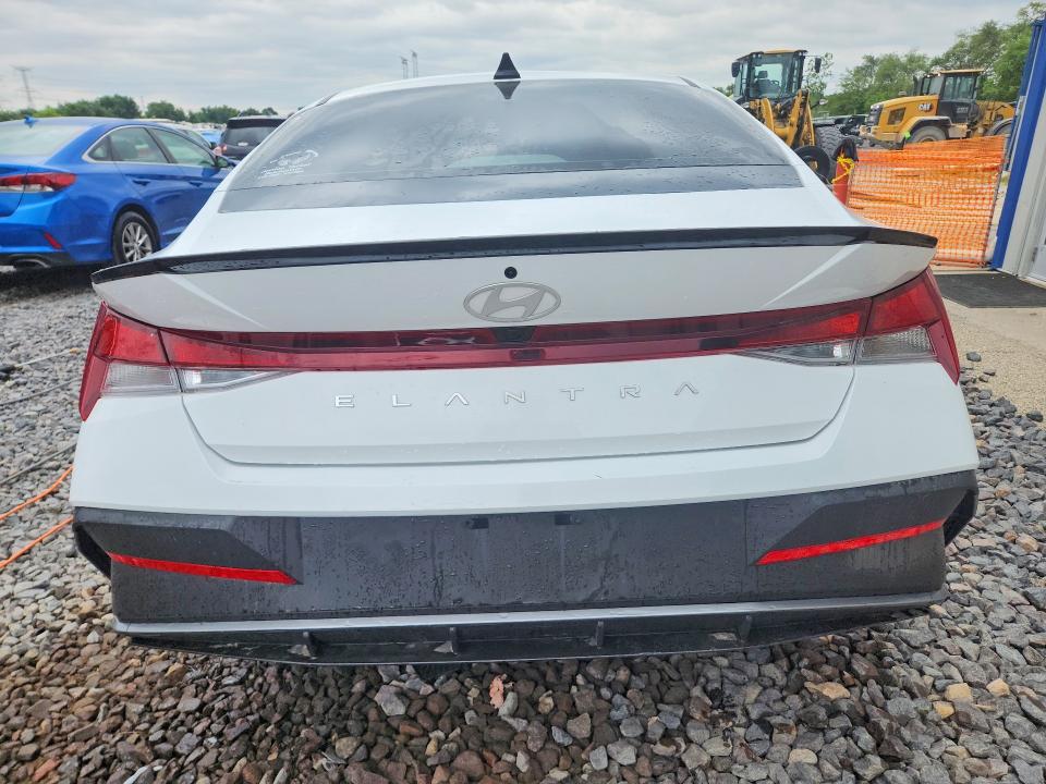 Продаж на аукціоні авто 2025 Hyundai Elantra, vin: KMHLM4DG5SU973155, номер лоту: 56237766