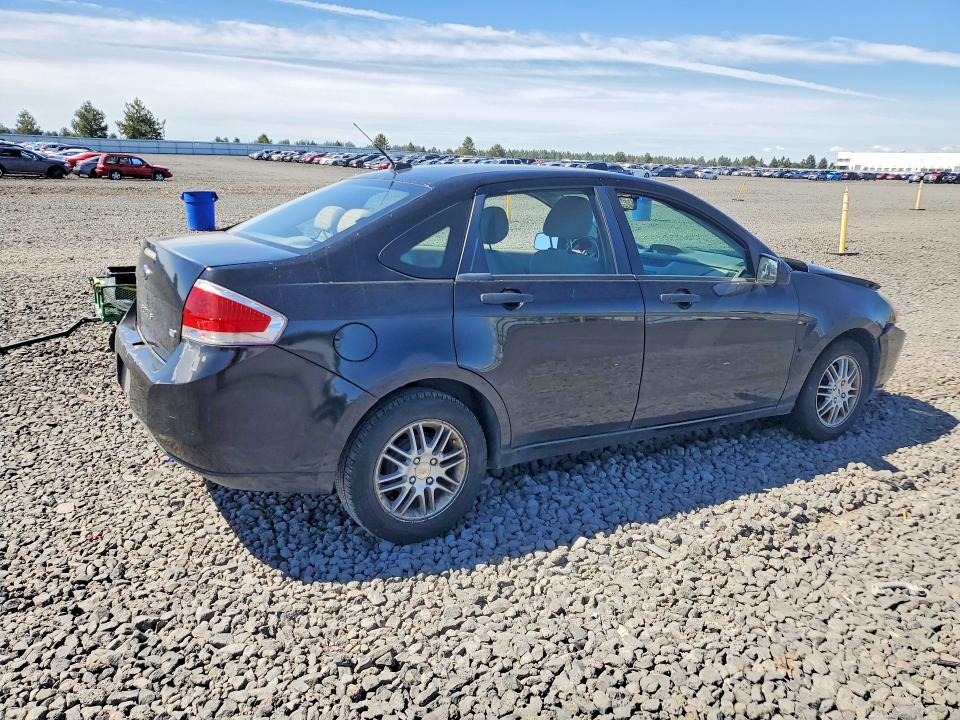 57168306 :رقم المزاد ، 1FAHP3FN9BW103975 vin ، 2011 Ford Focus مزاد بيع
