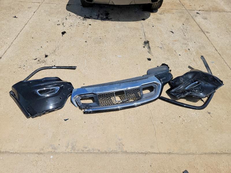59185636 :رقم المزاد ، 3GNKBKRS6KS689533 vin ، 2019 Chevrolet Blazer مزاد بيع