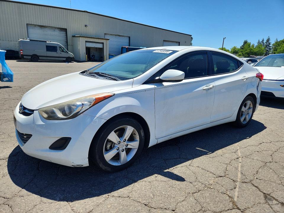 2013 Hyundai Elantra მანქანა იყიდება აუქციონზე, vin: 5NPDH4AE2DH368961, აუქციონის ნომერი: 57548306