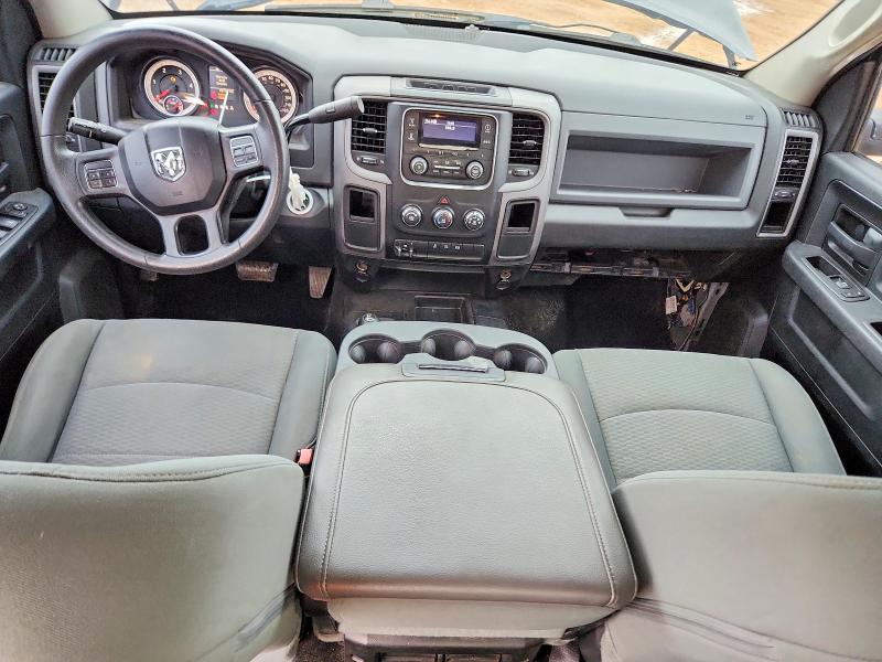 52890686 :رقم المزاد ، 3C6UR5CLXFG667681 vin ، 2015 Ram 2500 مزاد بيع