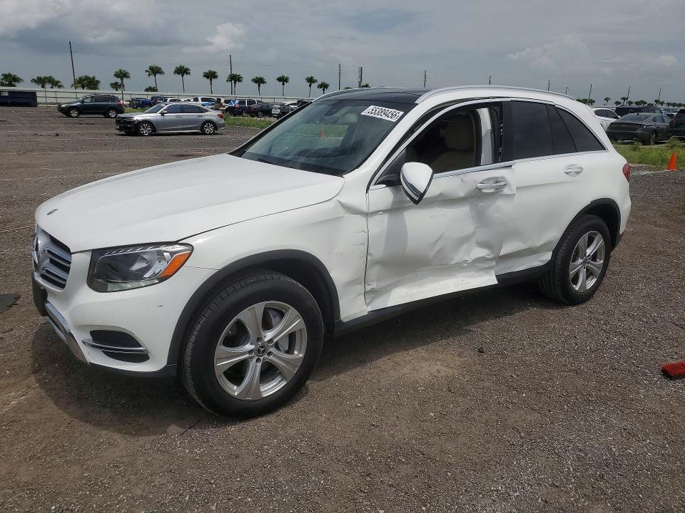 55389456 :رقم المزاد ، WDC0G4KB8HV013458 vin ، 2017 Mercedes-benz Glc مزاد بيع