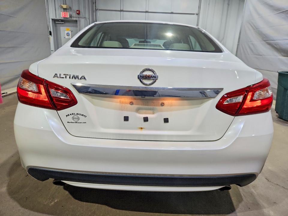 Продажа на аукционе авто 2017 Nissan Altima, vin: 1N4AL3AP2HN325195, номер лота: 58693166