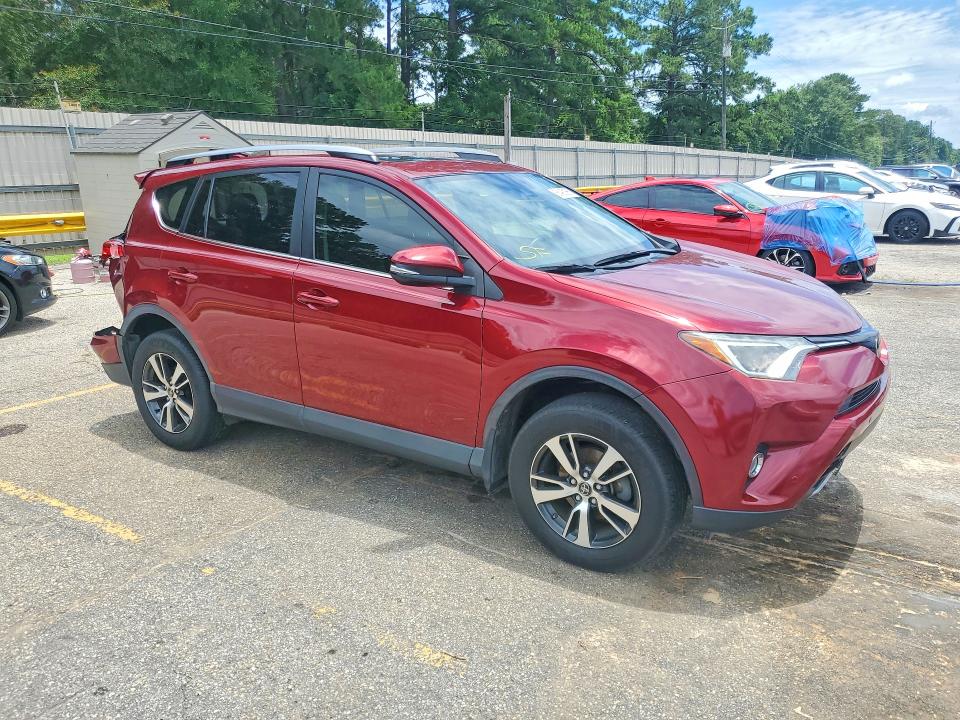 56492166 :رقم المزاد ، JTMWFREV6JD113317 vin ، 2018 Toyota Rav4 مزاد بيع