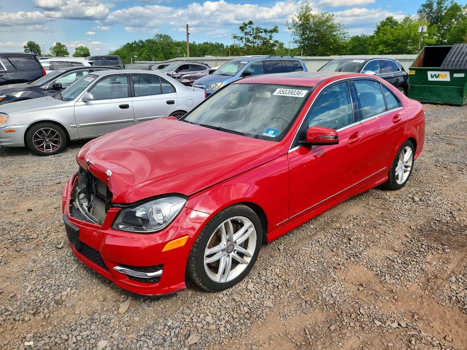 Продажа на аукционе авто 2014 Mercedes-benz C, vin: WDDGF8ABXER312329, номер лота: 55039036