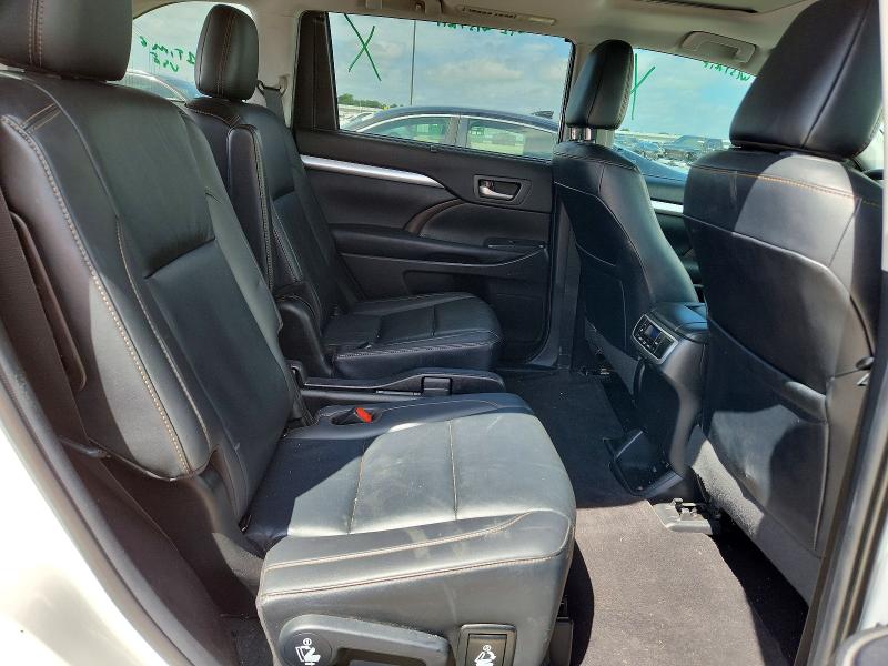 57049796 :رقم المزاد ، 5TDKZRFH1KS349944 vin ، 2019 Toyota Highlander مزاد بيع