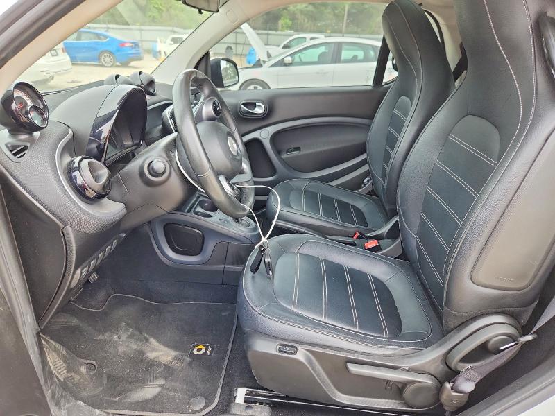 Aukcja sprzedaży 2017 Smart Fortwo, vin: WMEFJ5DA2HK205604, numer aukcji: 56527526
