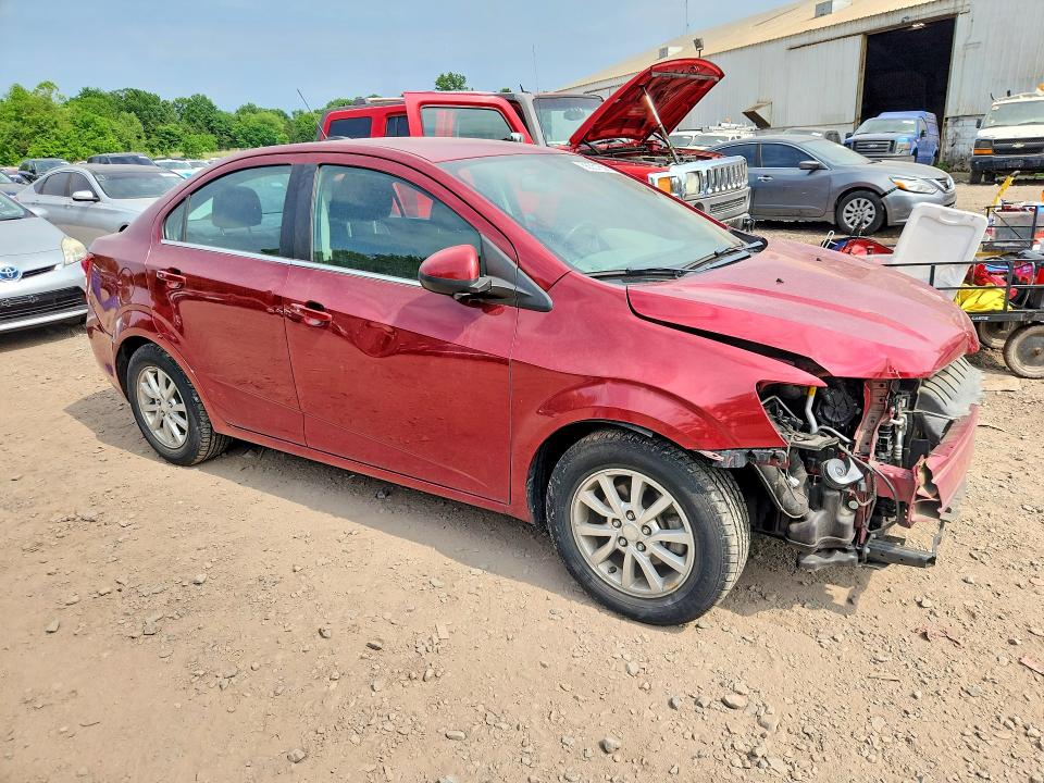 56351656 :رقم المزاد ، 1G1JD5SG1J4134342 vin ، 2018 Chevrolet Sonic مزاد بيع