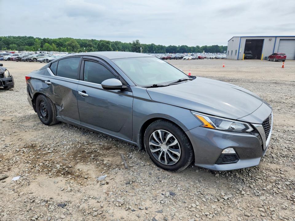 55871396 :رقم المزاد ، 1N4BL4BV2LN312608 vin ، 2020 Nissan Altima مزاد بيع