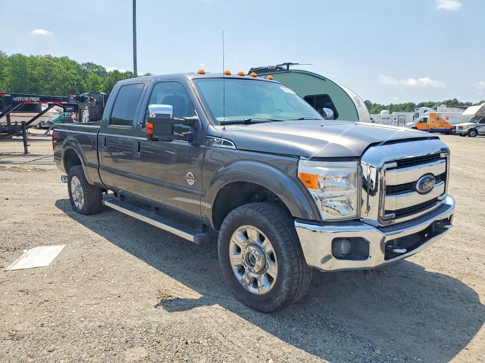 57402996 :رقم المزاد ، 1FT8W3BT6GEA10796 vin ، 2016 Ford F350 مزاد بيع