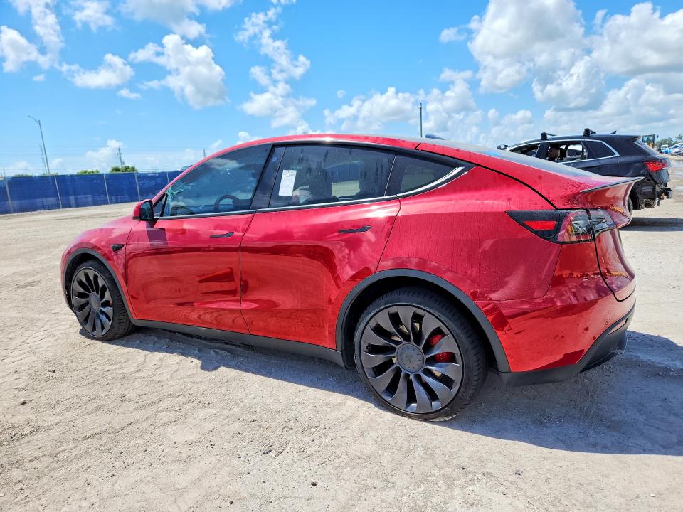 58202436 :رقم المزاد ، 7SAYGDEF8NF381160 vin ، 2022 Tesla Model Y مزاد بيع