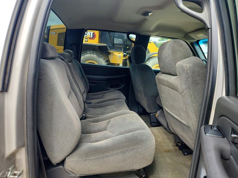 55808326 :رقم المزاد ، 1GCGC23U14F201103 vin ، 2004 Chevrolet Silverado مزاد بيع