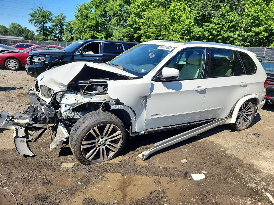 57034066 :رقم المزاد ، 5UXZV8C58DL426939 vin ، 2013 Bmw X5 مزاد بيع