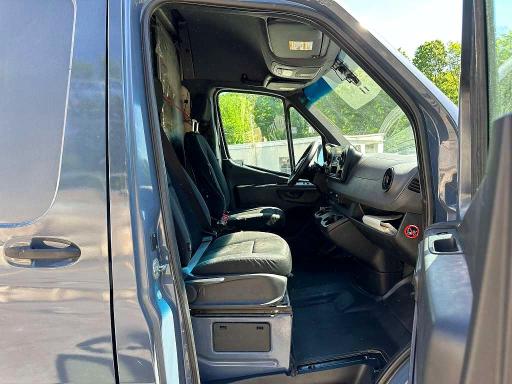 52986616 :رقم المزاد ، WD4PF0CD9KT006723 vin ، 2019 Mercedes-benz Sprinter مزاد بيع