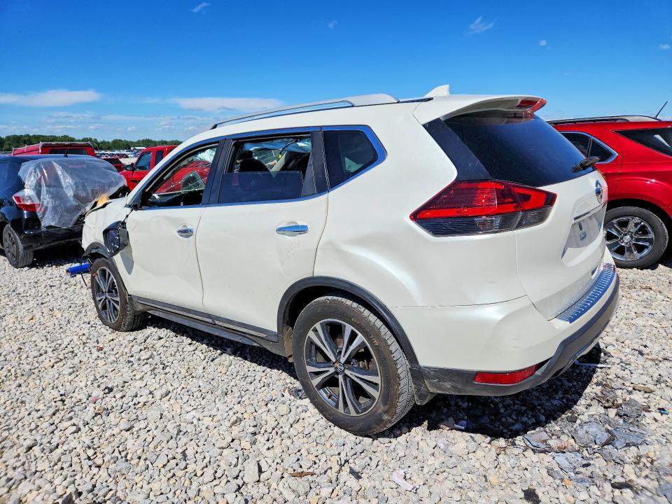 2017 Nissan Rogue მანქანა იყიდება აუქციონზე, vin: 5N1AT2MV6HC835118, აუქციონის ნომერი: 57900476