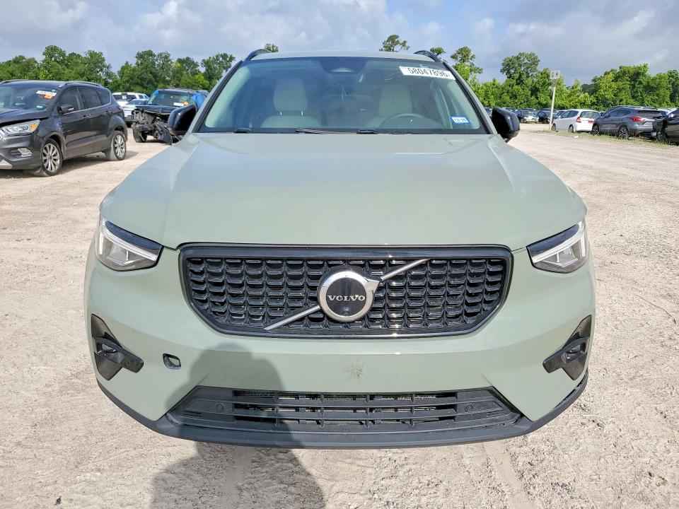 58047896 :رقم المزاد ، YV4L12UW8P2006886 vin ، 2023 Volvo Xc40 مزاد بيع