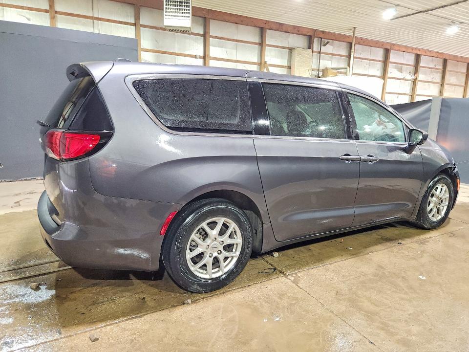 Продаж на аукціоні авто 2022 Chrysler Voyager, vin: 2C4RC1CG1NR159703, номер лоту: 56901176