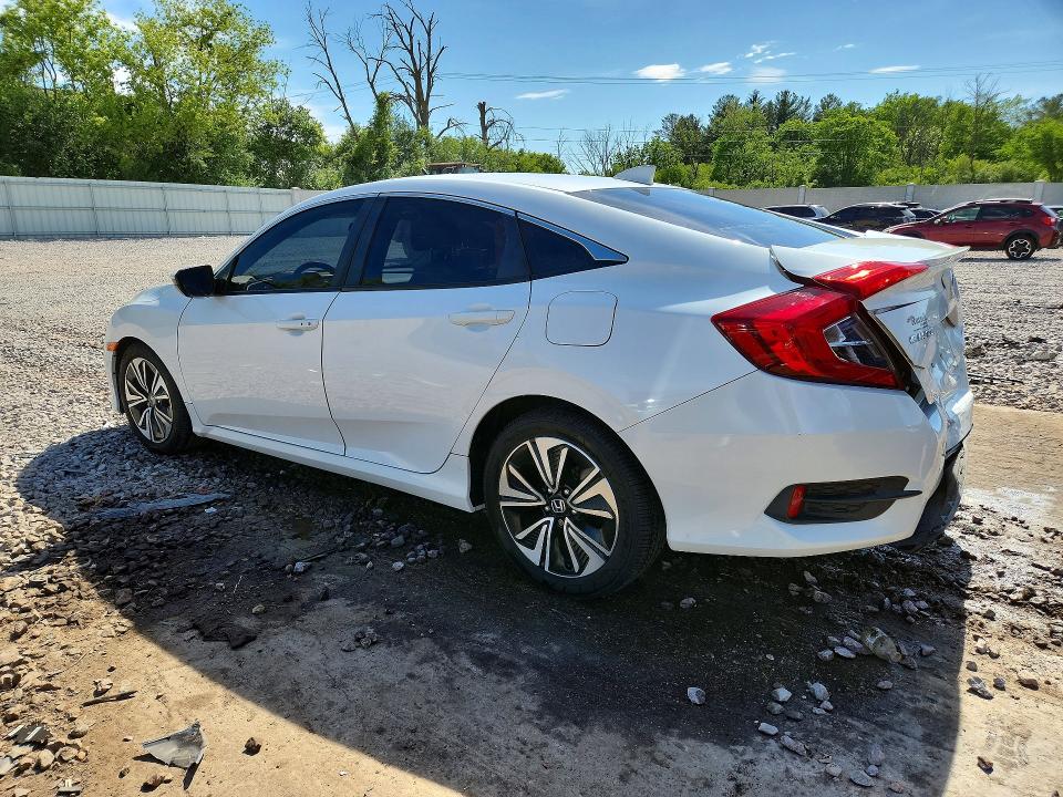 56092846 :رقم المزاد ، JHMFC1F39JX015080 vin ، 2018 Honda Civic مزاد بيع