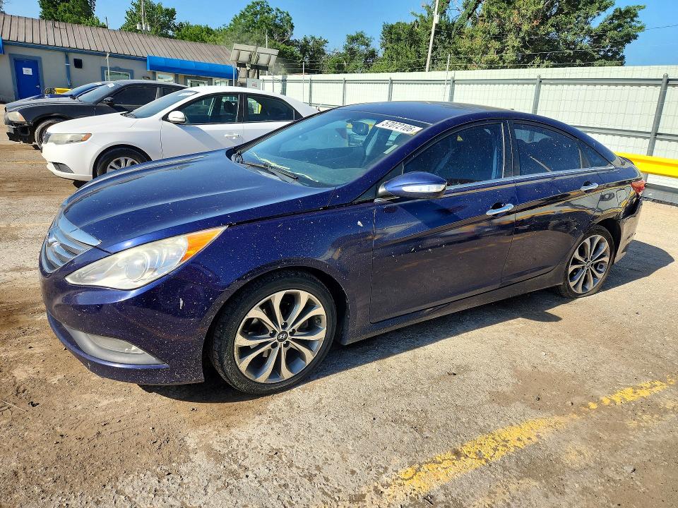 57072106 :رقم المزاد ، 5NPEC4AC3EH825683 vin ، 2014 Hyundai Sonata مزاد بيع