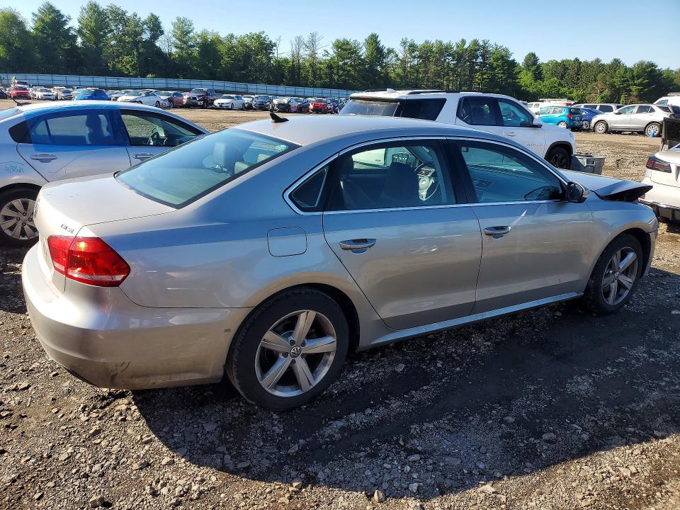 58430396 :رقم المزاد ، 1VWBT7A39EC055051 vin ، 2014 Volkswagen Passat مزاد بيع