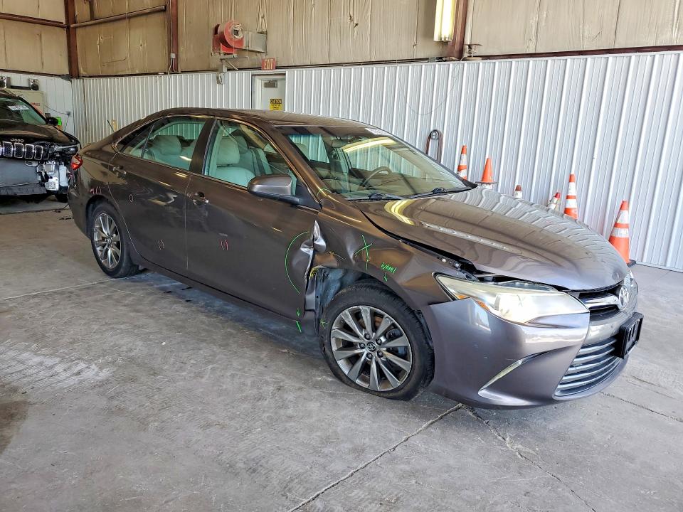 Aukcja sprzedaży 2015 Toyota Camry, vin: 4T4BF1FK7FR452794, numer aukcji: 57557056