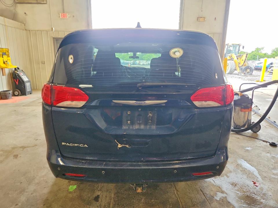Продаж на аукціоні авто 2018 Chrysler Pacifica, vin: 2C4RC1CG5JR274606, номер лоту: 58950896
