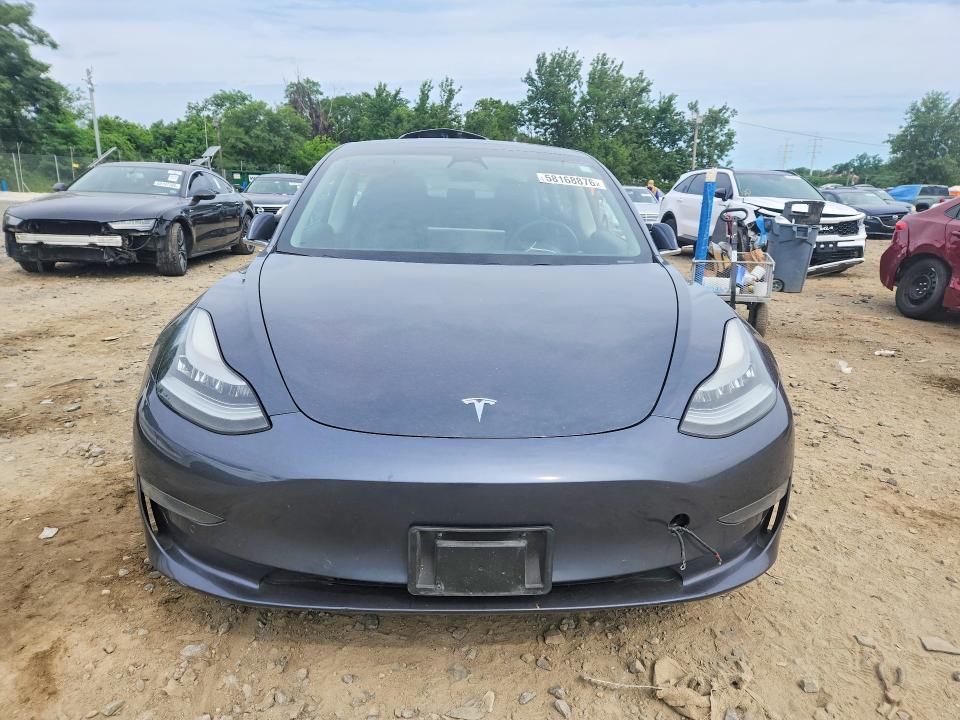 58168876 :رقم المزاد ، 5YJ3E1EA3KF436299 vin ، 2019 Tesla Model 3 مزاد بيع