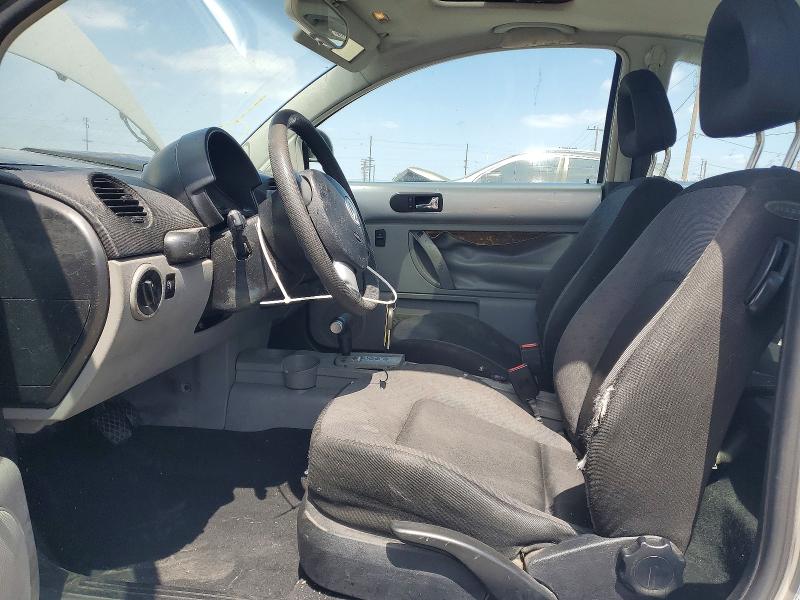 2000 Volkswagen New Beetle მანქანა იყიდება აუქციონზე, vin: 3VWCA21C3YM477882, აუქციონის ნომერი: 55202686