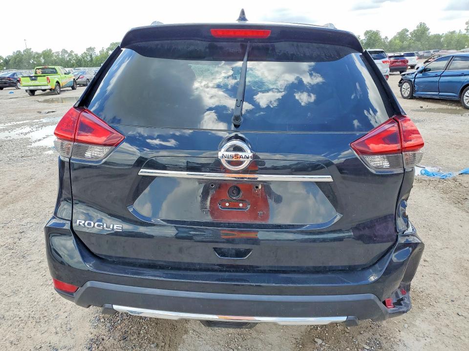 Продажа на аукционе авто 2017 Nissan Rogue, vin: 5N1AT2MT5HC815179, номер лота: 56980976