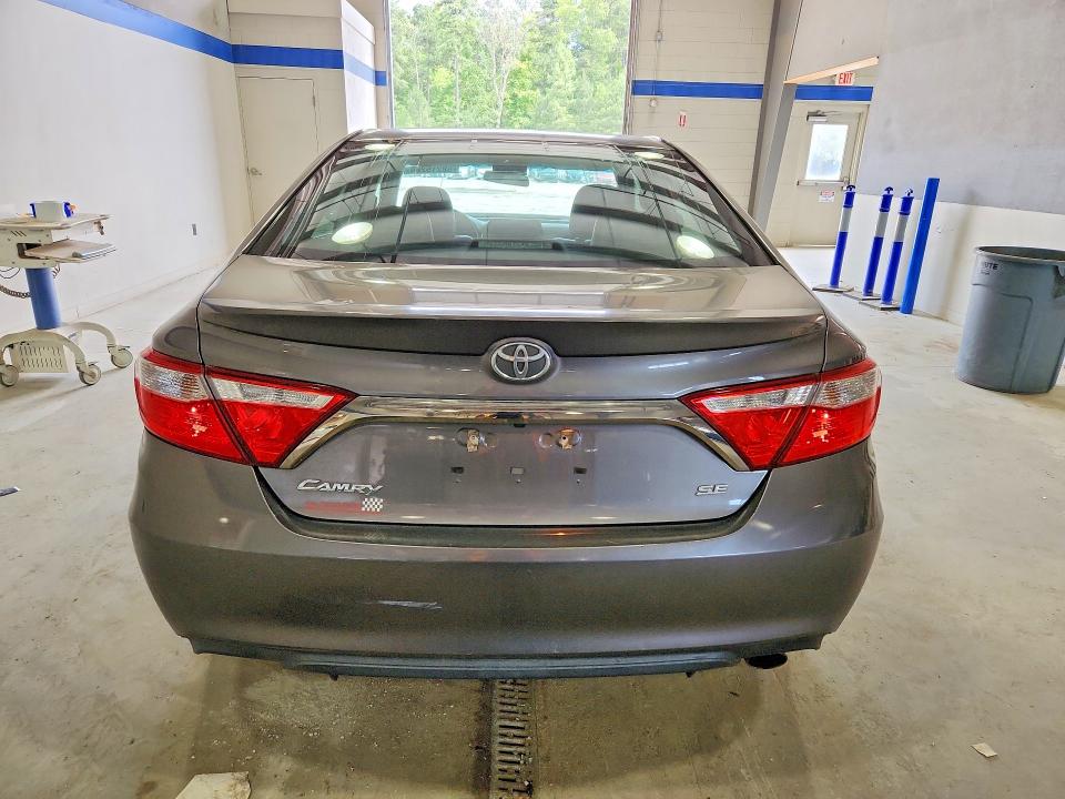 2017 Toyota Camry მანქანა იყიდება აუქციონზე, vin: 4T1BF1FK8HU704470, აუქციონის ნომერი: 58215286
