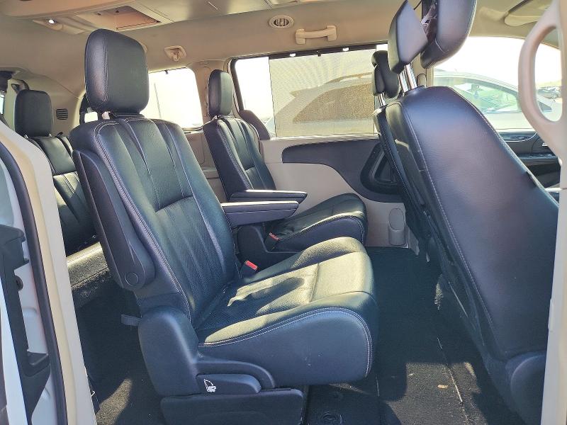 2015 Chrysler Town & Country მანქანა იყიდება აუქციონზე, vin: 2C4RC1CG2FR534659, აუქციონის ნომერი: 58212636