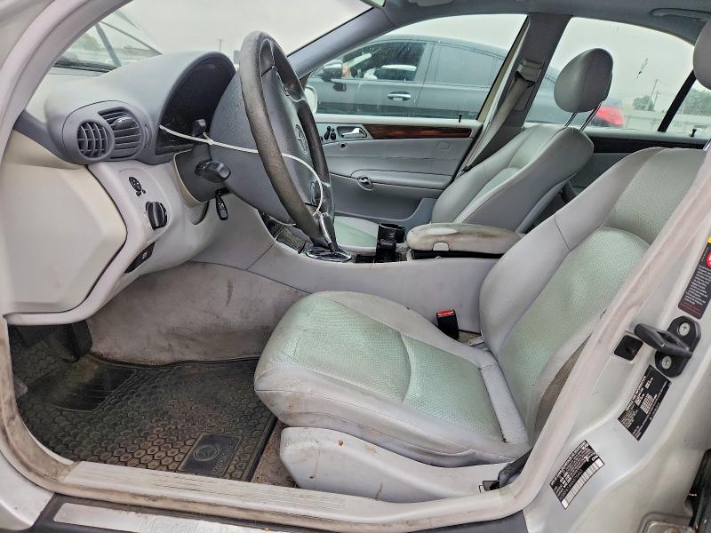 2004 Mercedes-benz C მანქანა იყიდება აუქციონზე, vin: WDBRF61J44A576463, აუქციონის ნომერი: 58074156