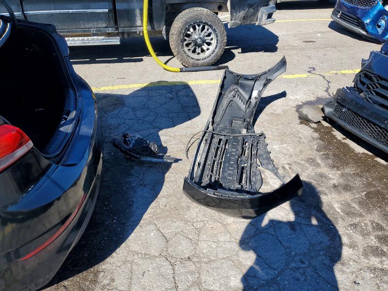57951976 :رقم المزاد ، 5NPD74LF4JH233744 vin ، 2018 Hyundai Elantra مزاد بيع